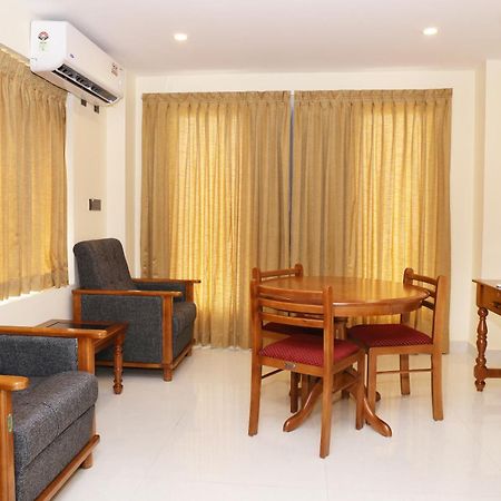 Bolgatty Palace & Island Resort Kochi Bagian luar foto
