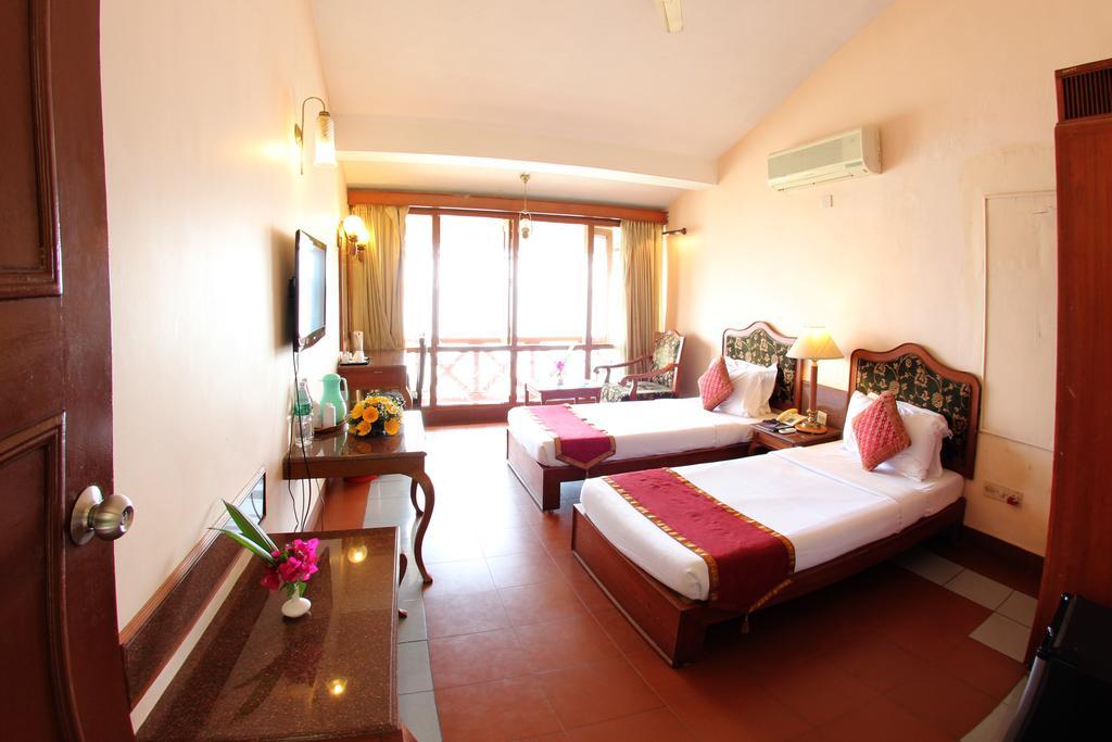 Bolgatty Palace & Island Resort Kochi Bagian luar foto