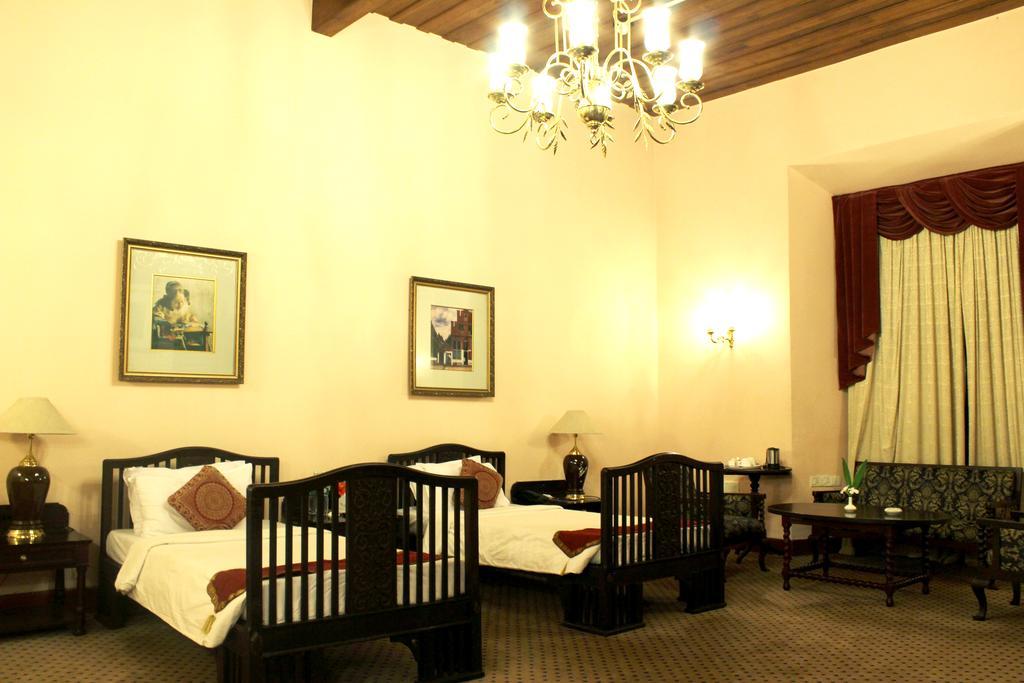 Bolgatty Palace & Island Resort Kochi Bagian luar foto