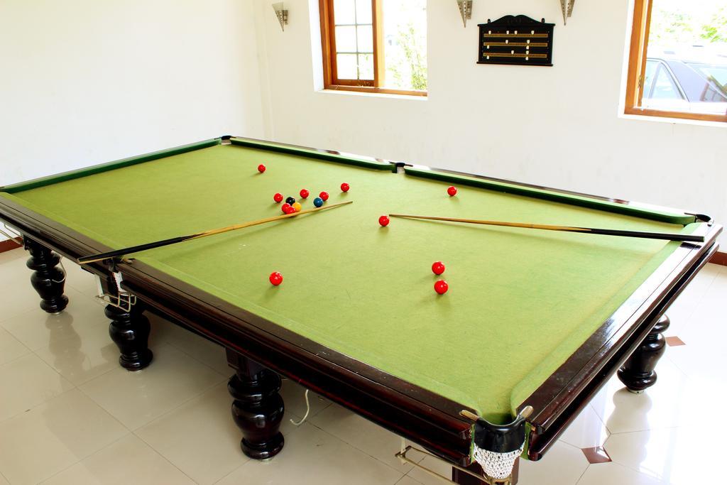 Bolgatty Palace & Island Resort Kochi Bagian luar foto