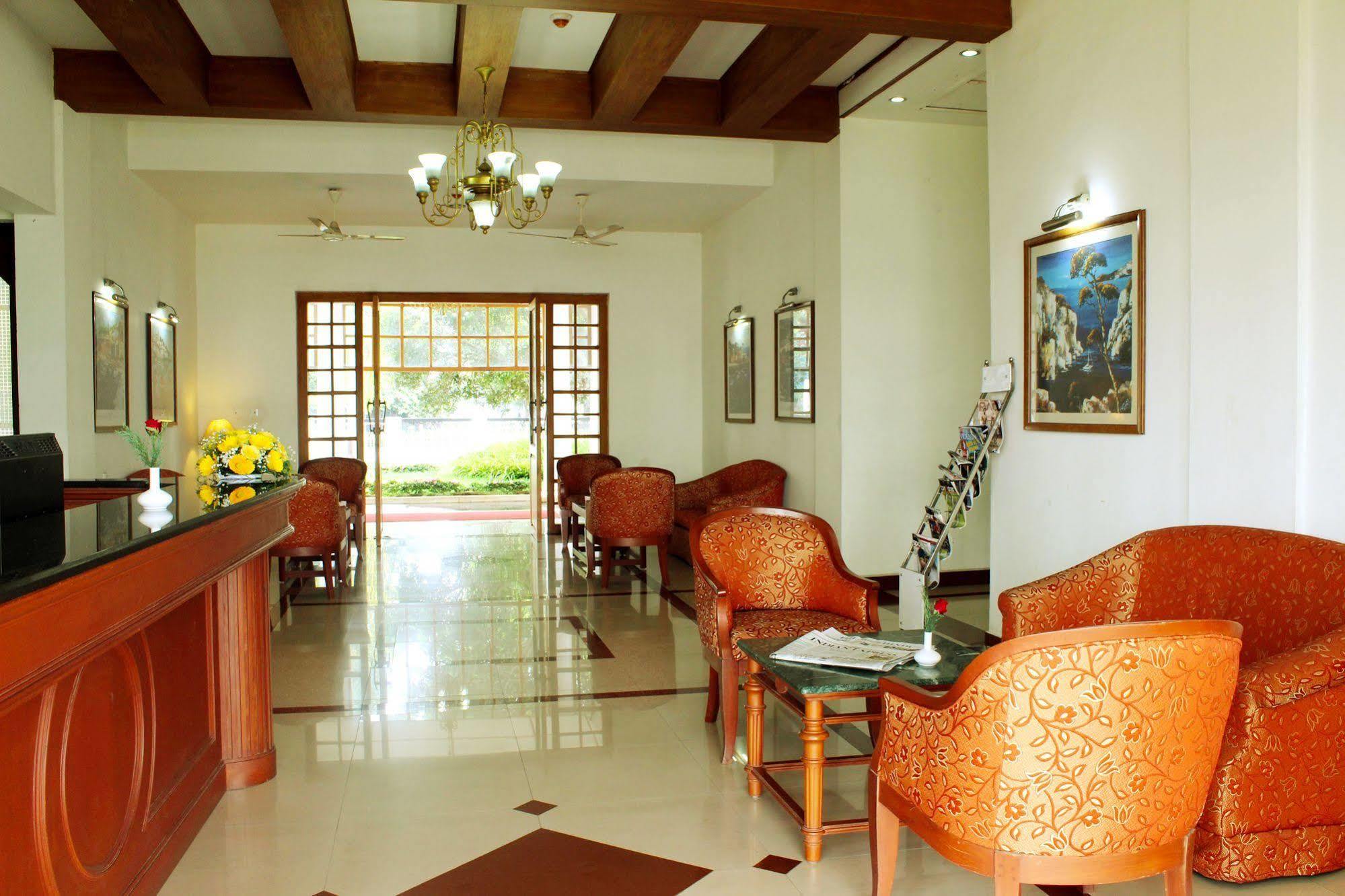 Bolgatty Palace & Island Resort Kochi Bagian luar foto